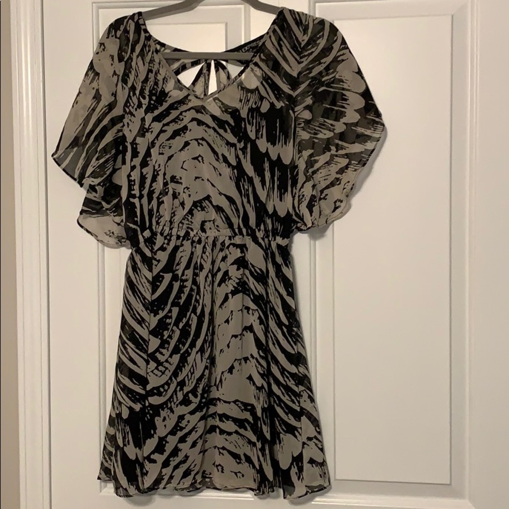 Print dress with back cutout detail